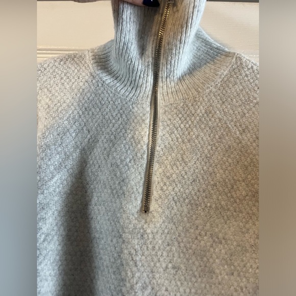 Sweater - Picture 3 of 5